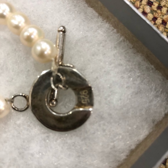 Bracelets - Picture 5 of 6